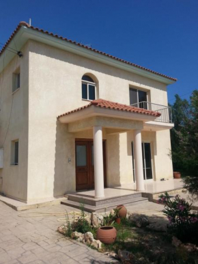 house in pyrgos
